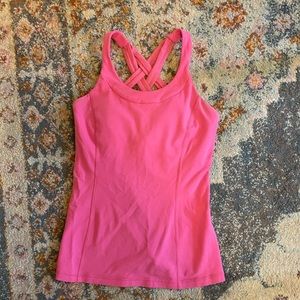 Lululemon tank